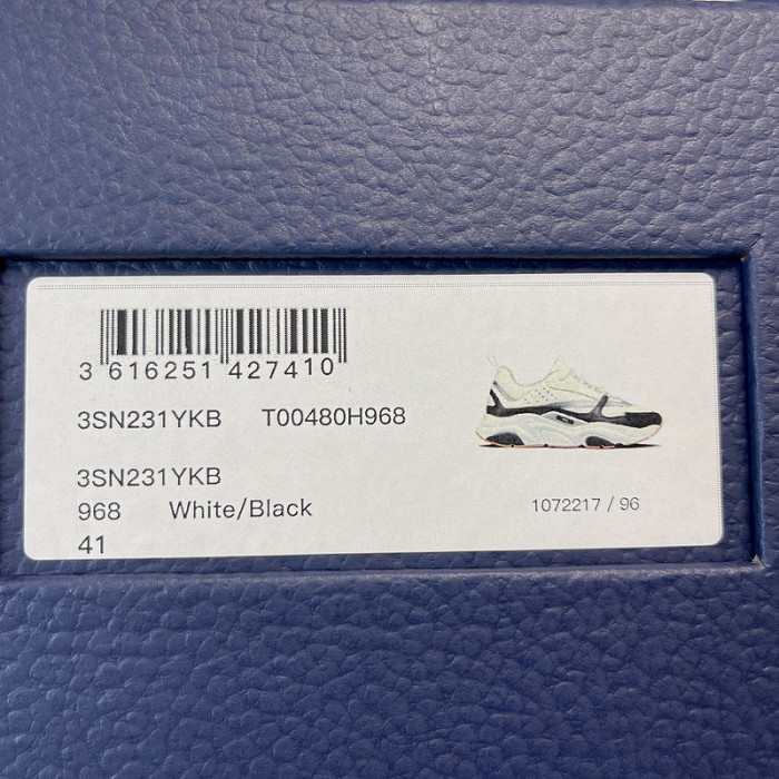 D*or b22 sneaker d0184