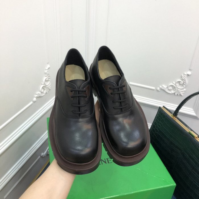 Bo*te*ga ve*ne*ta bv019