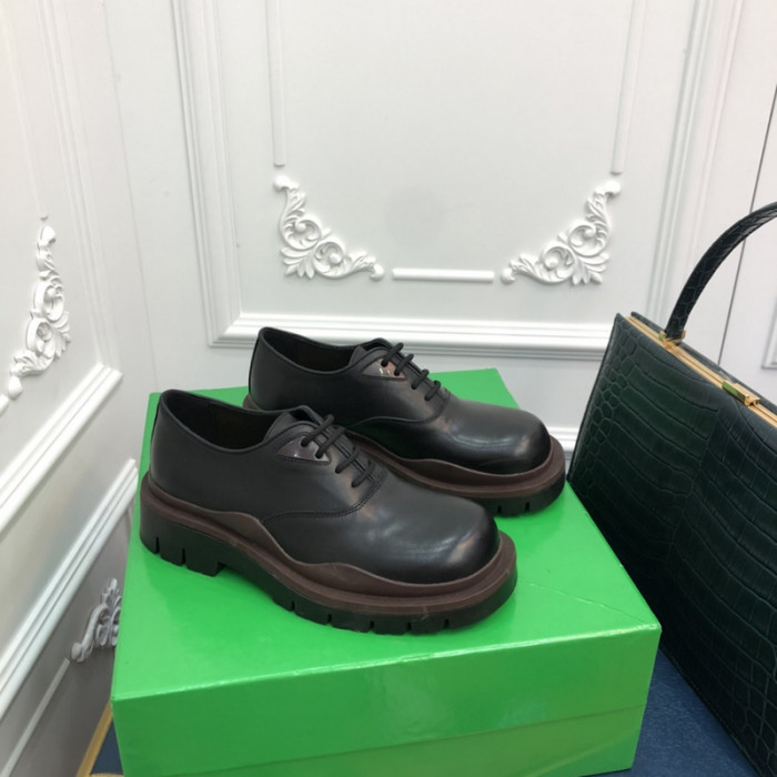 Bo*te*ga ve*ne*ta bv019