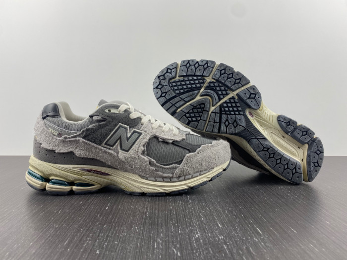new balance 2002r protection pack m2002rda