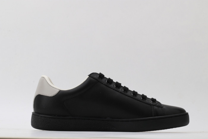 g*u*i ace embroidered low-top sneaker e2331