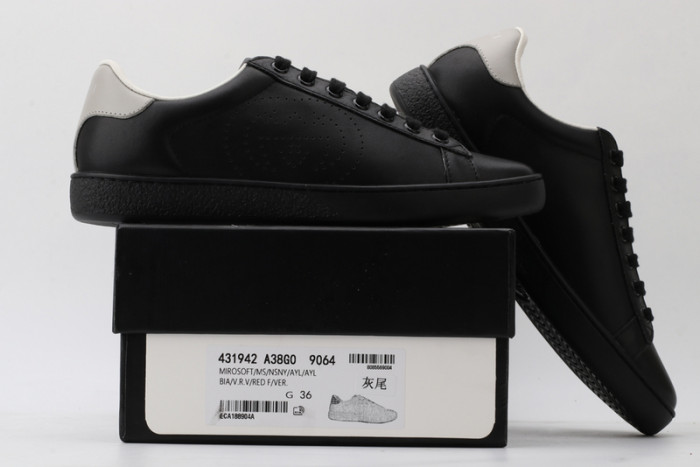 g*u*i ace embroidered low-top sneaker e2331