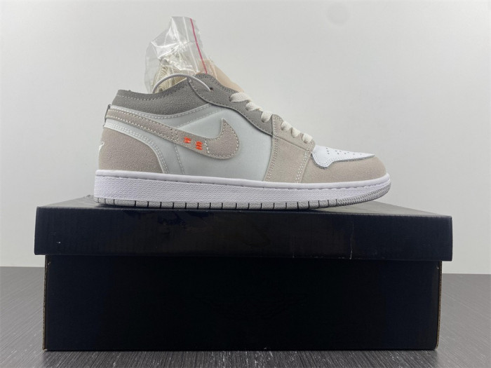 jordan 1 low inside out white phantom dn1635-100