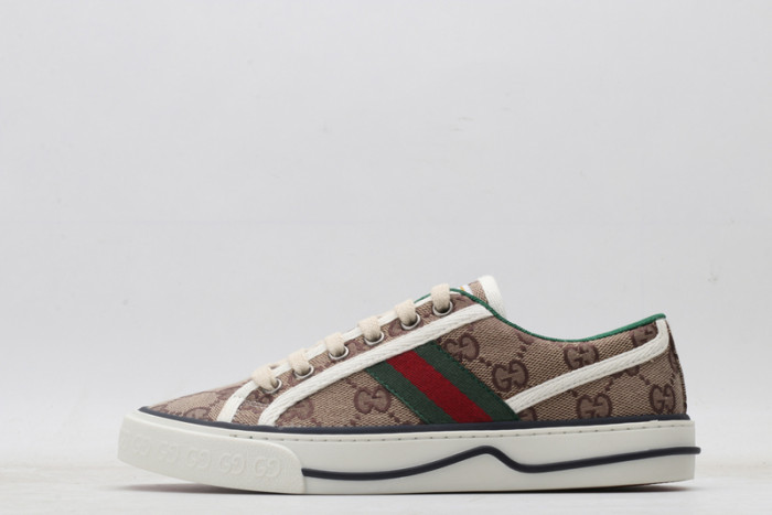 g*u*i ace embroidered low-top sneaker e2312