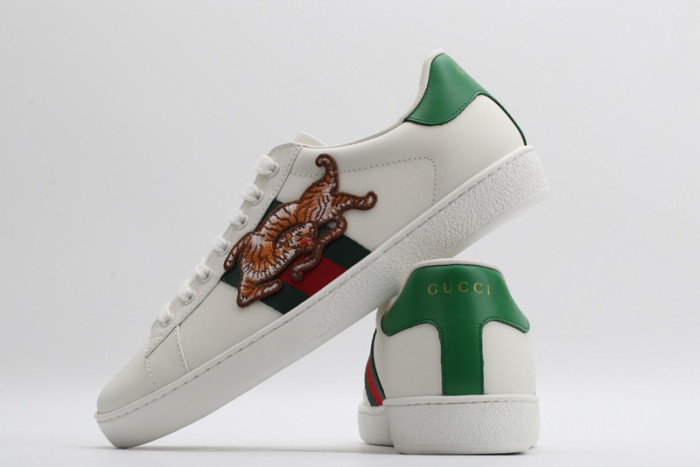 g*u*i ace embroidered low-top sneaker e2314