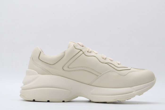 g*u*i ace embroidered low-top sneaker e2280