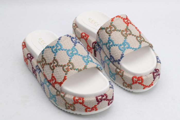 g*u*i sandals d6579