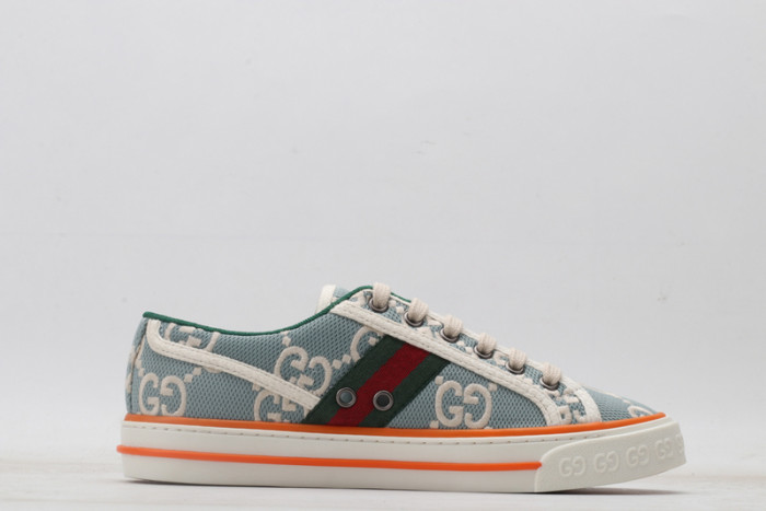 g*u*i ace embroidered low-top sneaker e2308