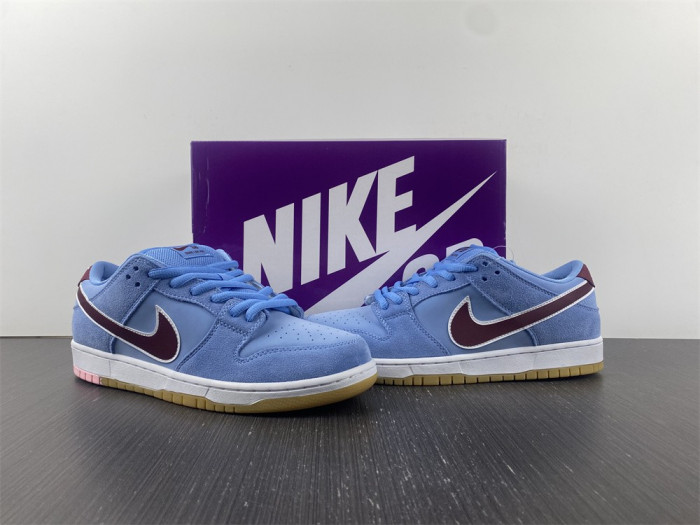 nike dunk low philadelphia phillies dq4040-400