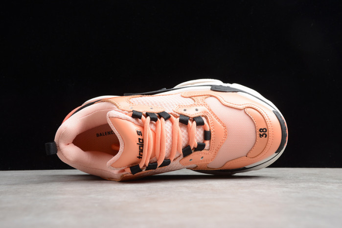 Ba*len*cia*ga triple s w09o5 9031