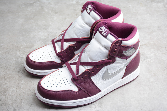 air jordan 1 retro high og bordeaux 555088-611