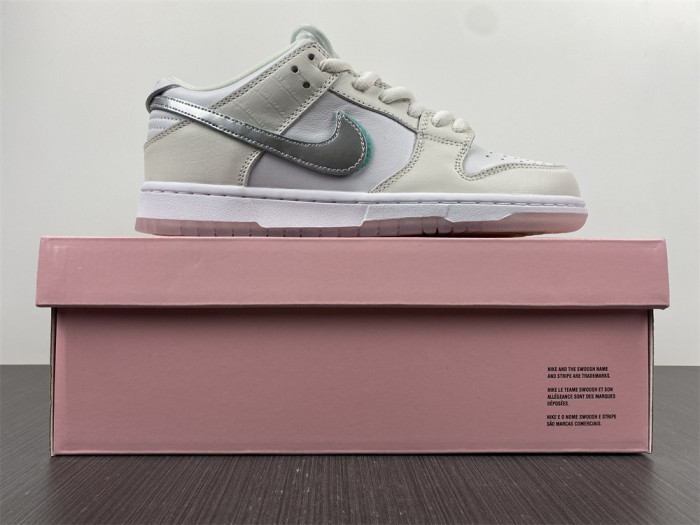 nike sb dunk low diamond S*pply co white diamond bv1310-100