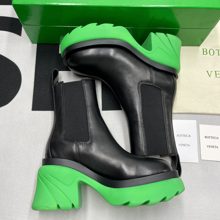 Bo*te*ga ve*ne*ta bv031