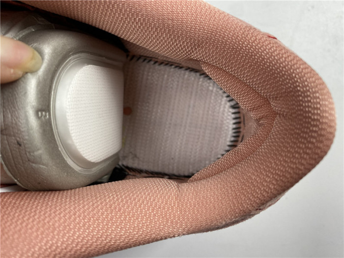 nike sb dunk low “pink” cv1655-600