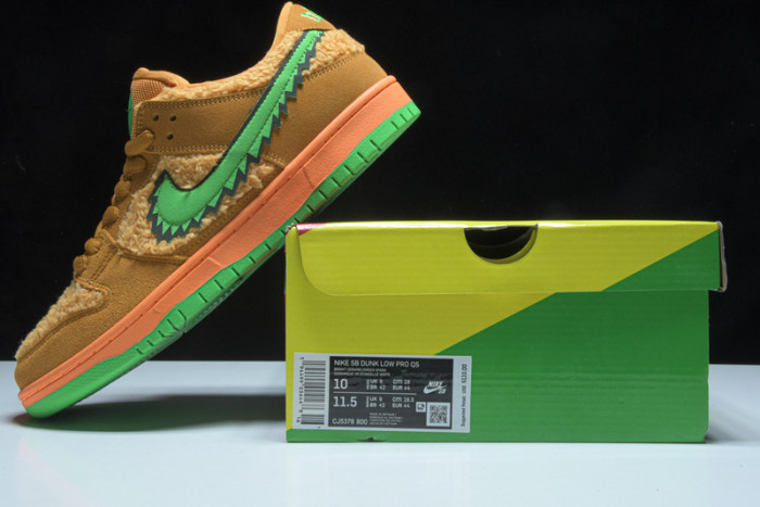 dead x nike sb dunk low“ orange bear” cj5378-800