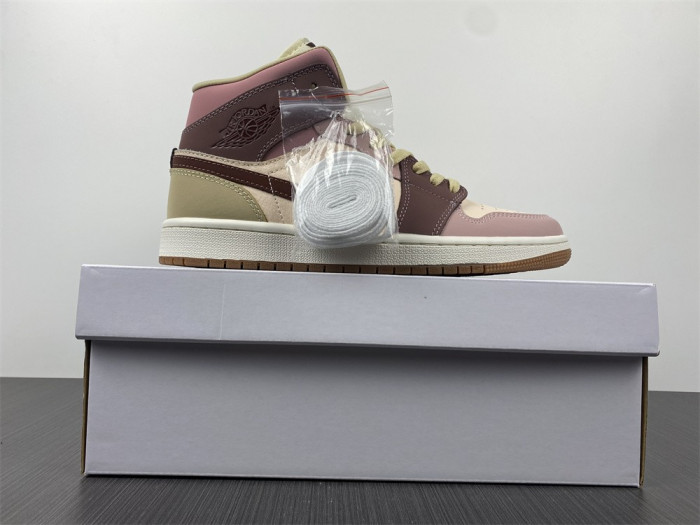 air jordan 1 mid se dark pony smoky mauve do7440-821